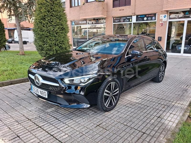 Usado Mercedes CLA250e Shooting Brake 218 CV (160 kW) 2021 Negro Familiar