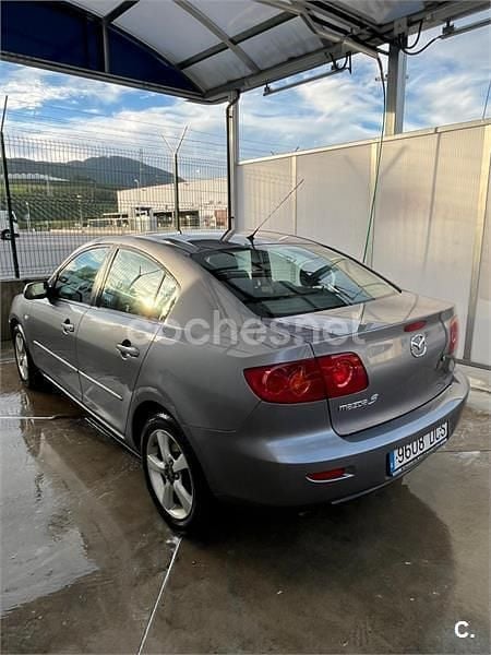 Usado Mazda 3 Sportive 109 CV (80 kW) 2004 Gris / plata Berlina