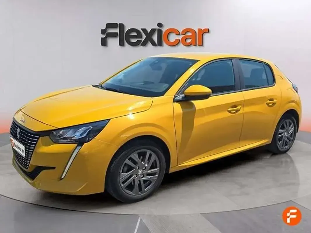 Usado Peugeot 208 Allure 101 CV (74 kW) 2021 Amarillo Utilitario
