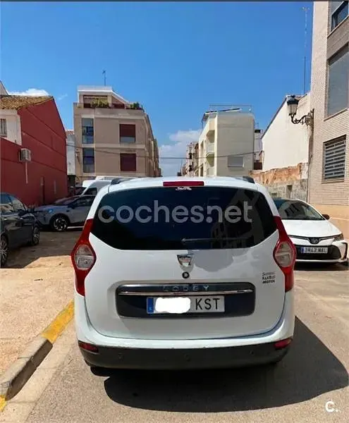 Usado Dacia Lodgy Comfort 102 CV (75 kW) 2019 Blanco Monovolumen