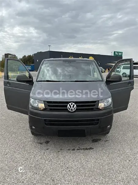 Usado VW Transporter Pro 140 CV (102 kW) 2014 Negro Van