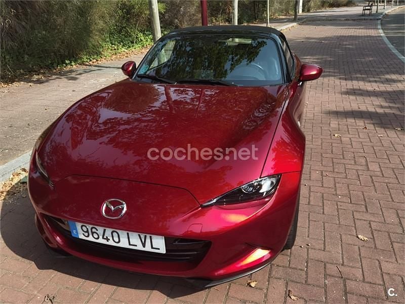 Rojo Usado 2021 Mazda MX5 Descapotable | 27.000 € (Buen precio) - Imagen 1/4