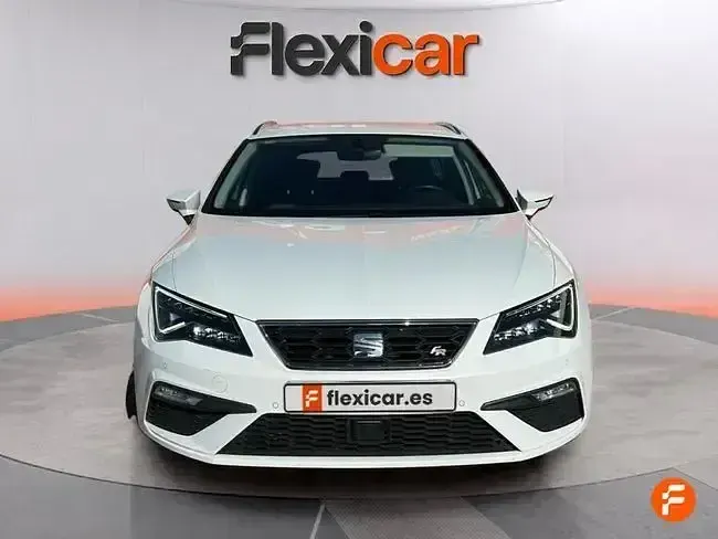 Usado Seat Leon Reference 115 CV (84 kW) 2018 Blanco Berlina