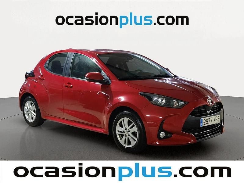 Używany Toyota Yaris Edition 125 KM (91 kW) 2024 Czerwony Hatchback