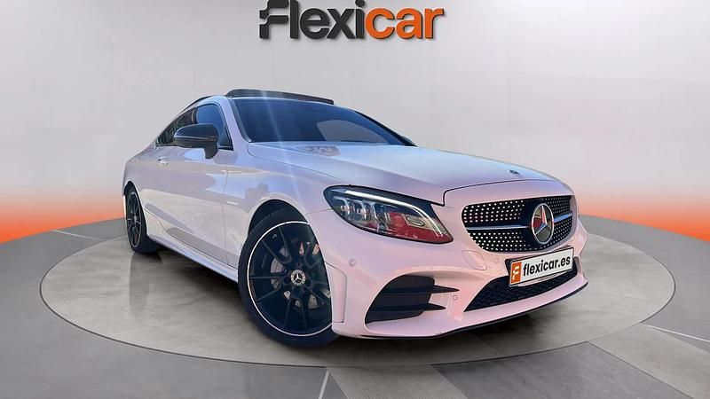 Usado Mercedes C200 184 CV (135 kW) 2022 Blanco Coupe