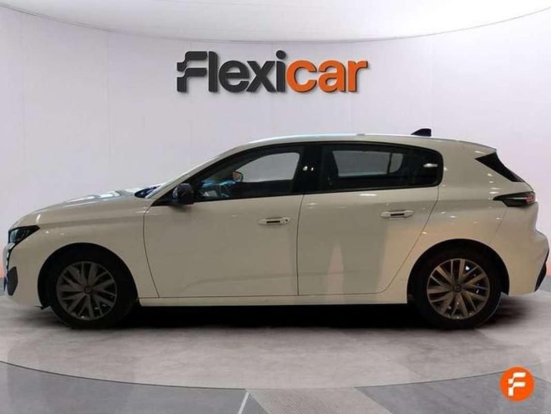 Usado Peugeot 308 Active 110 CV (80 kW) 2022 Blanco Utilitario
