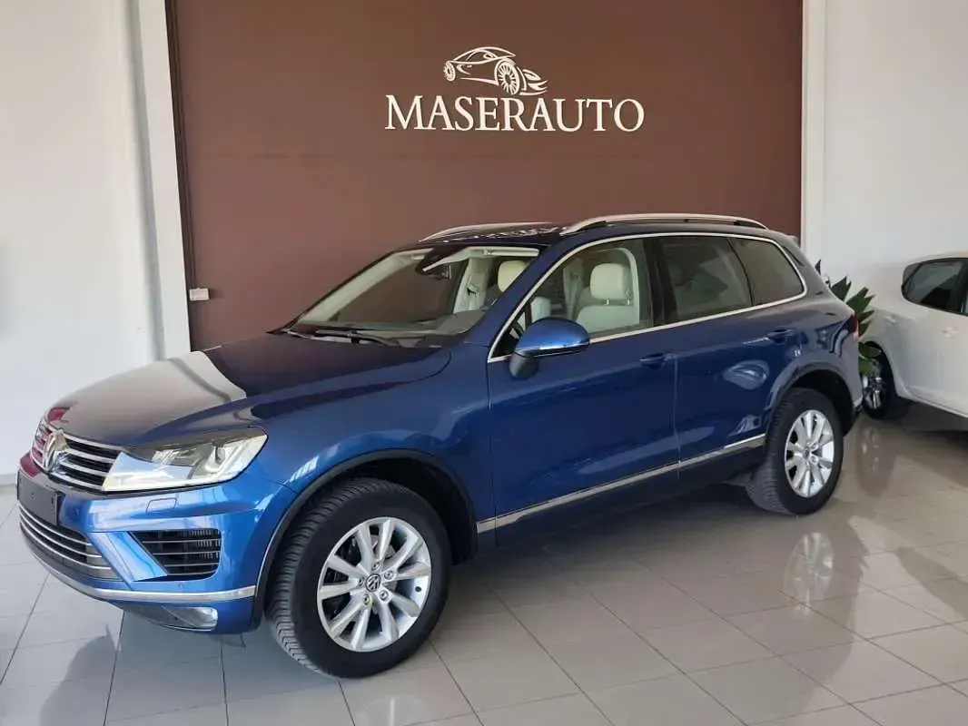 Usado VW Touareg 262 CV (192 kW) 2015 Azul SUV