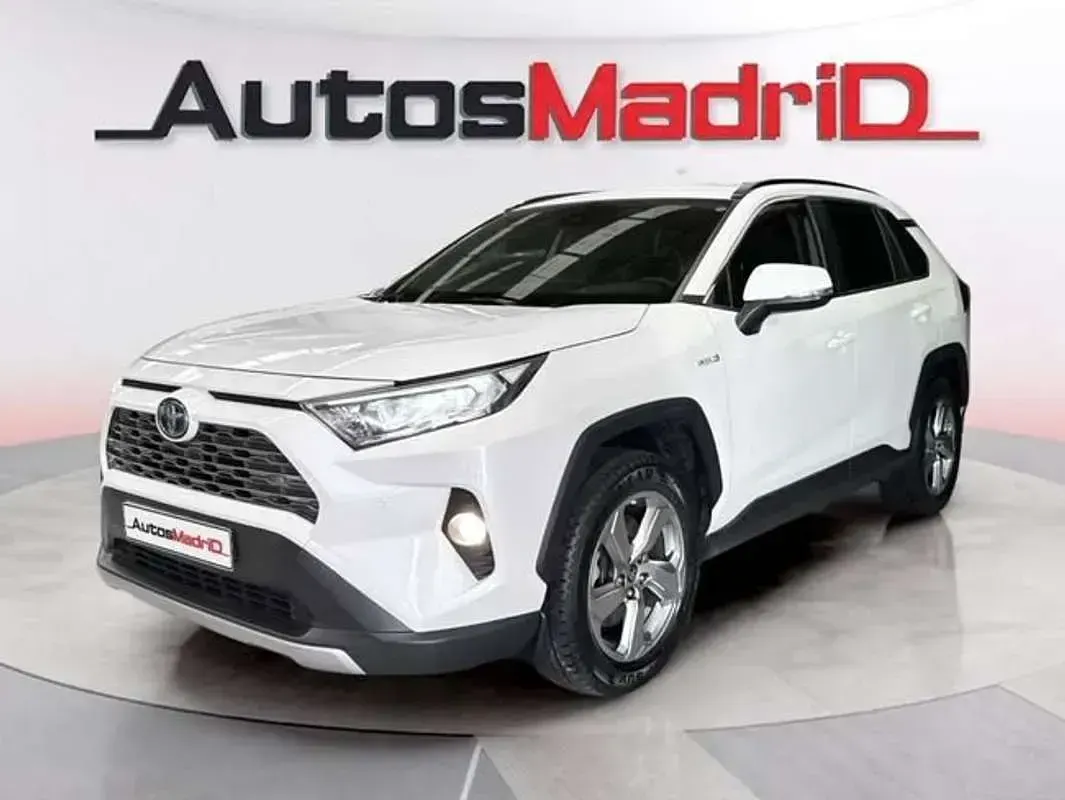 Usado Toyota RAV4 Advance 222 CV (163 kW) 2021 Blanco SUV