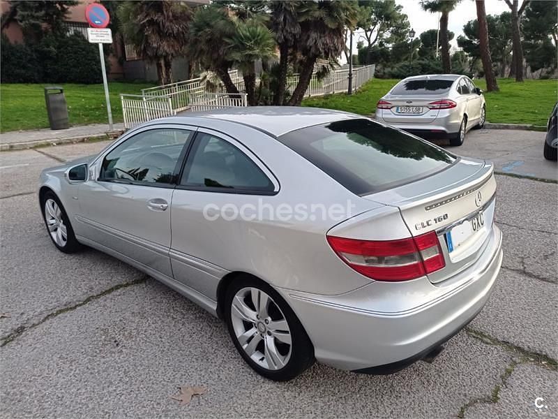 Usado Mercedes CLC160 129 CV (94 kW) 2010 Gris / plata Utilitario