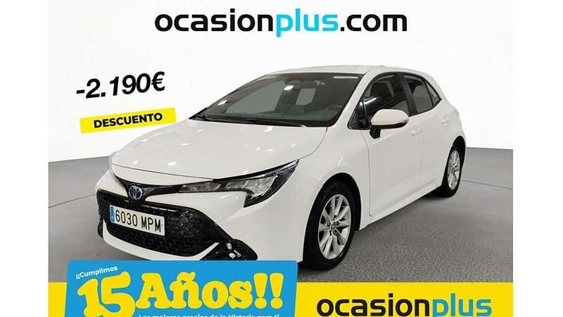 Blanco Usado 2024 Toyota Corolla Active Utilitario | 21.900 € (Precio justo) - Imagen 1/4