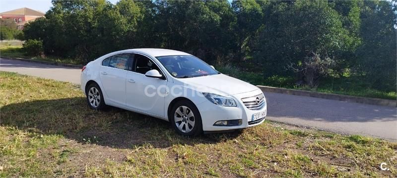 Blanco Usado 2013 Opel Insignia Business Familiar | 7500 € (Precio justo) - Imagen 1/4