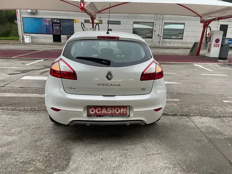 Usado Renault Mégane III GT 115 CV (84 kW) 2014 Blanco Berlina