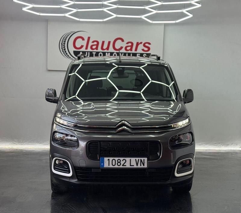 Usado Citroën Berlingo Feel 100 CV (73 kW) 2022 Gris Monovolumen