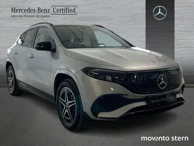 Usado Mercedes EQA250 139 kW (190 CV) 2025 Plata hightech SUV