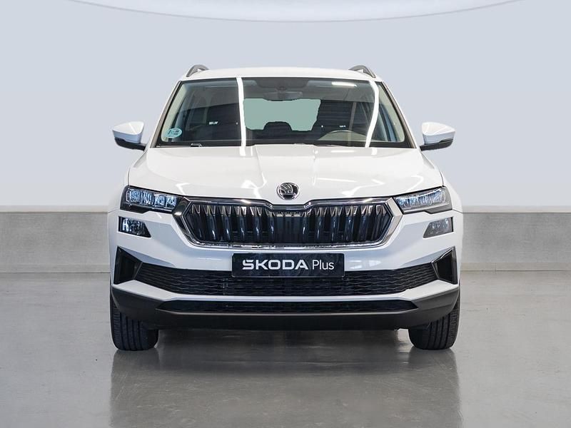 Usado Skoda Karoq Active 110 CV (80 kW) 2023 Blanco SUV