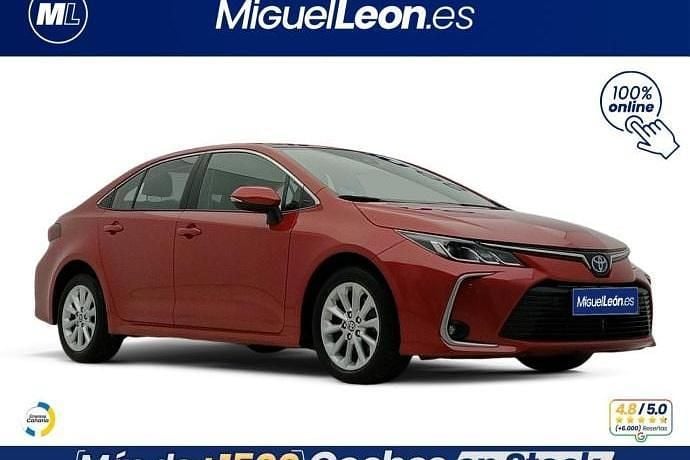 Usado Toyota Corolla Business Edition 122 CV (89 kW) 2022 Rojo Berlina
