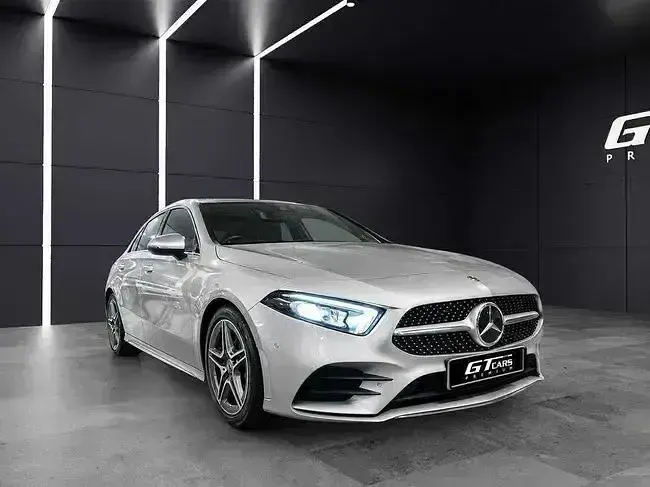 Usado Mercedes A200 AMG 163 CV (119 kW) 2022 Plateado Berlina