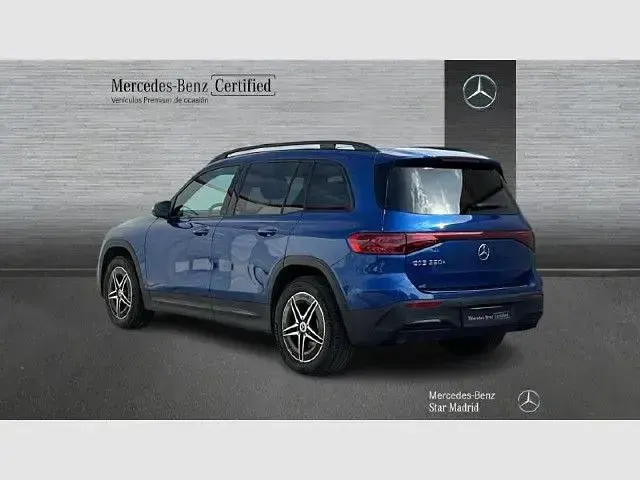 Usado Mercedes EQB250 139 kW (190 CV) 2025 Azul espectra