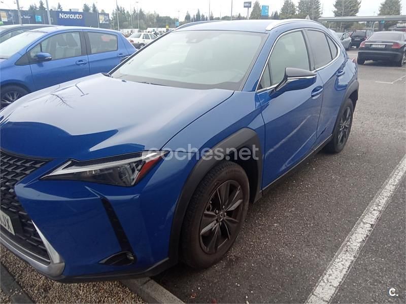 Usado Lexus UX Business Edition 184 CV (135 kW) 2023 Azul SUV