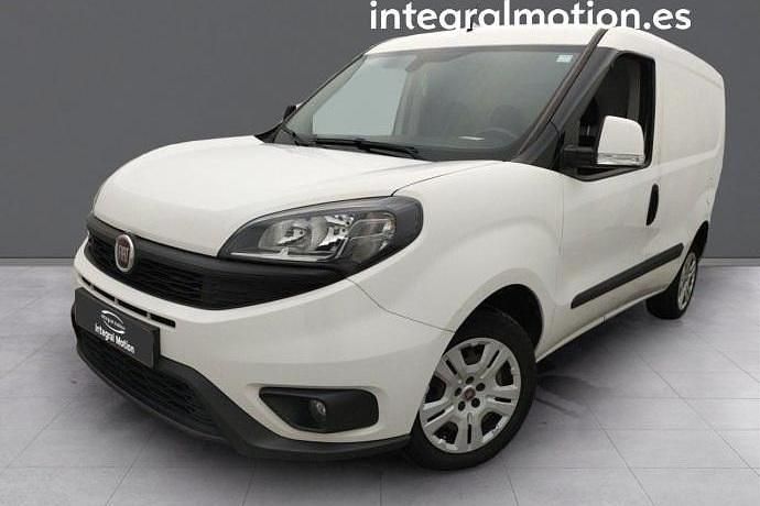 Usado Fiat Doblò 93 CV (68 kW) 2019 Monovolumen