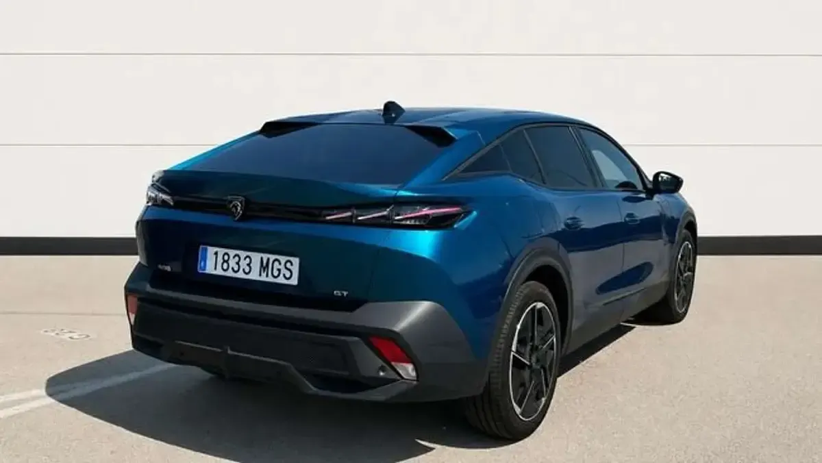 Usado Peugeot 408 GT 131 CV (96 kW) 2023 Azul SUV