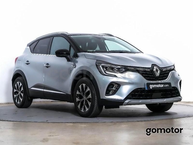 Usado Renault Captur Techno 90 CV (66 kW) 2024 Gris / plata SUV
