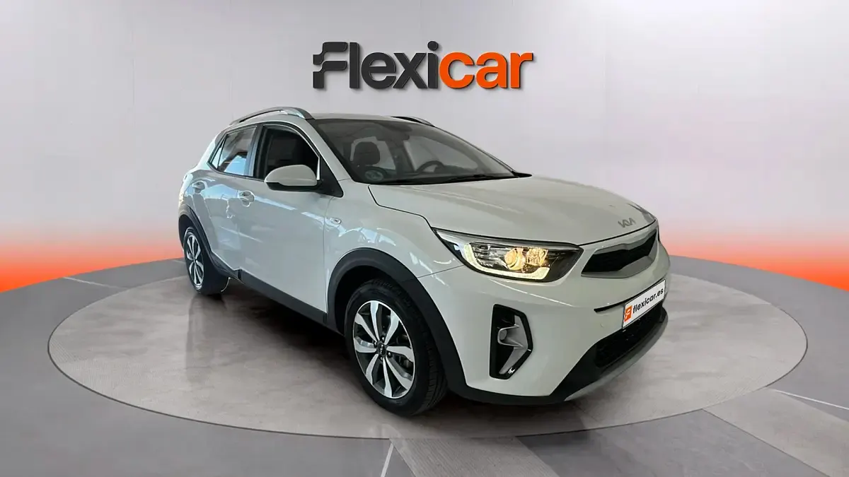 Usado Kia Stonic 84 CV (61 kW) 2022 SUV