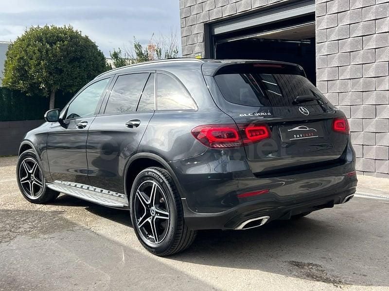 Usado Mercedes GLC300 245 CV (180 kW) 2021 Gris / plata SUV