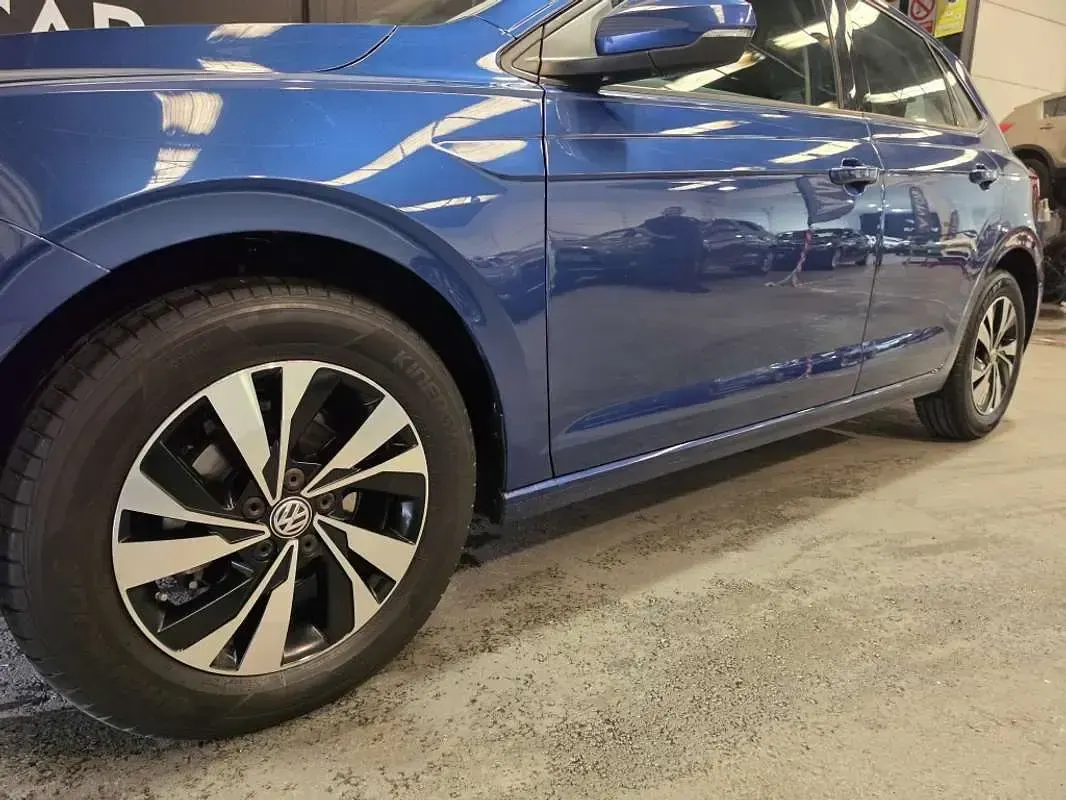 Usado VW Polo Advance 95 CV (69 kW) 2019 Azul Utilitario