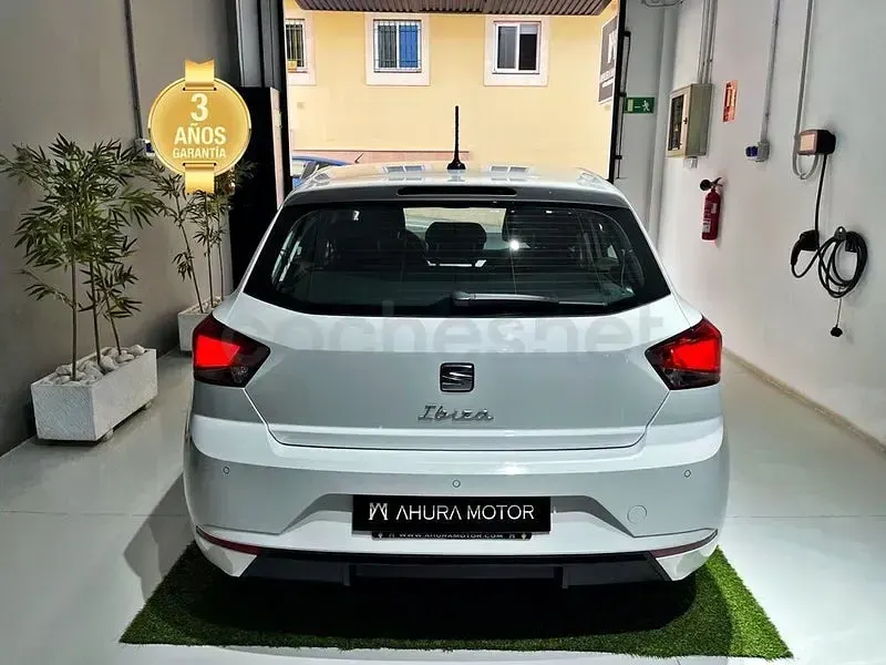 Usado Seat Ibiza Reference 80 CV (58 kW) 2023 Blanco Utilitario