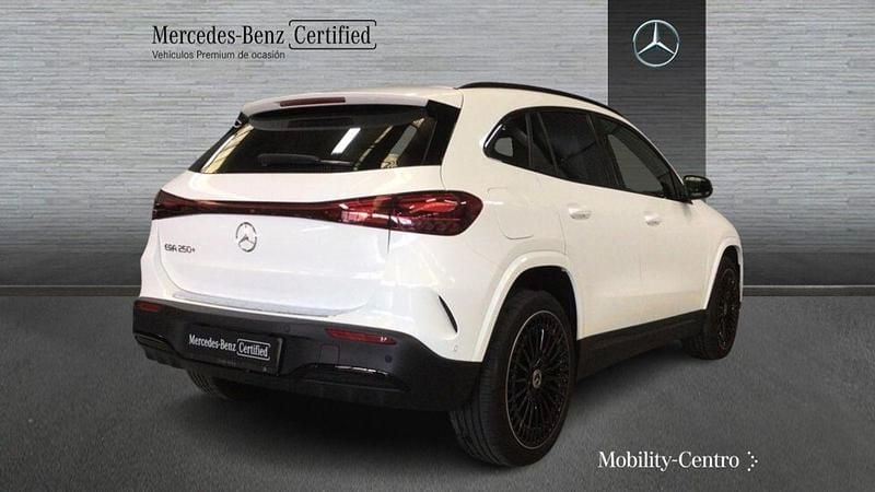 Usado Mercedes EQA250+ AMG 139 kW (190 CV) 2025 Blanco polar SUV