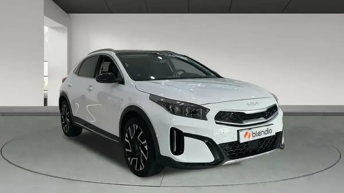 Usado Kia XCeed 141 CV (103 kW) 2024 Blanco SUV