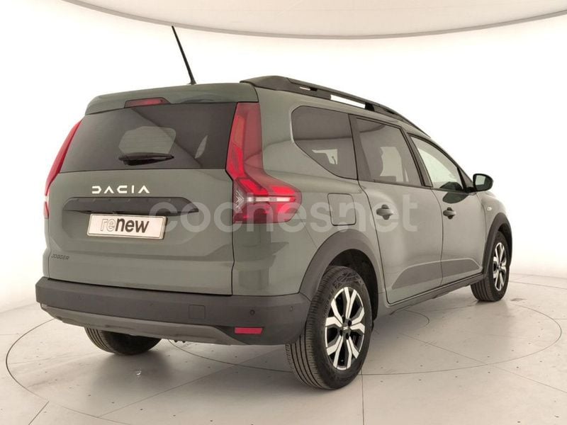 Verde Usado 2024 Dacia Jogger Expression Familiar | 21.500 € (Precio justo) - Imagen 1/4