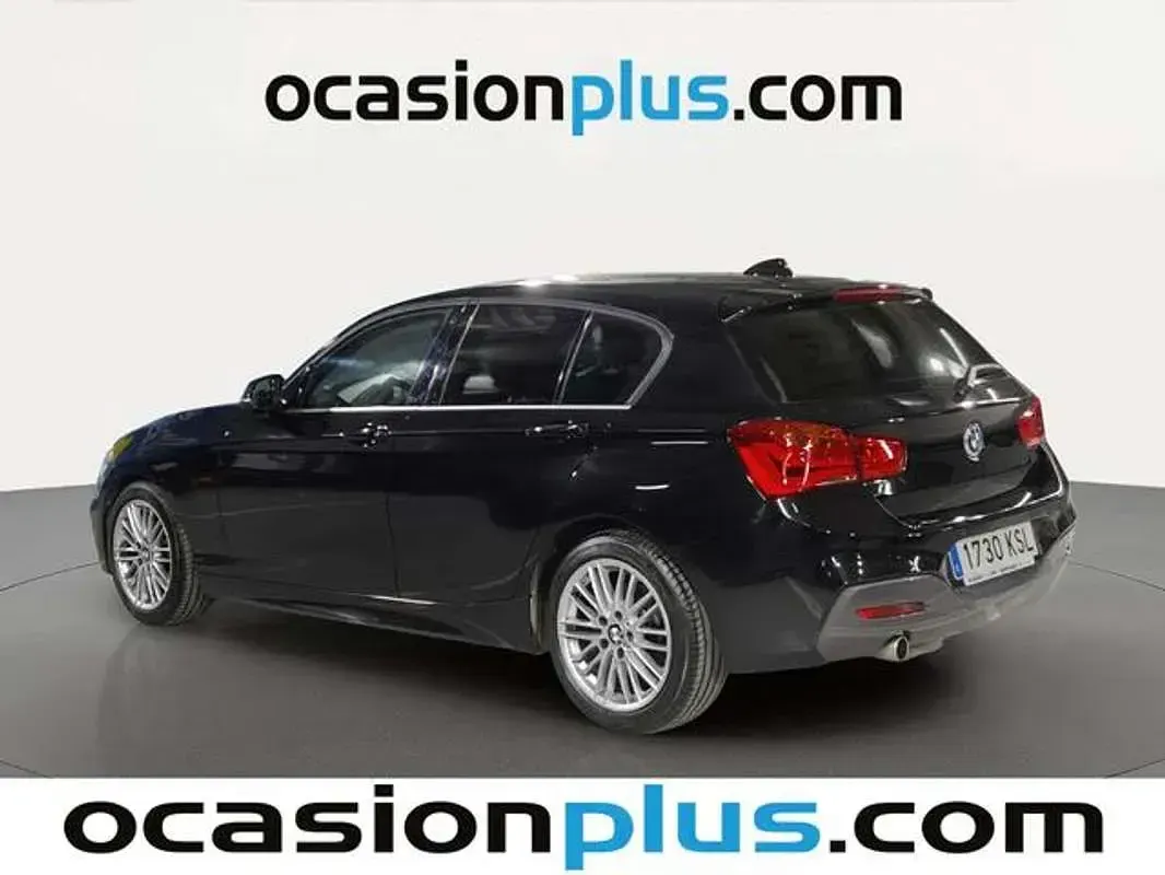 Usado BMW 118 150 CV (110 kW) 2018 Negro Utilitario