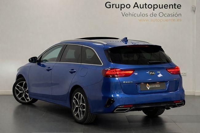 Usado Kia Ceed GT-Line 136 CV (100 kW) 2021 Azul Utilitario