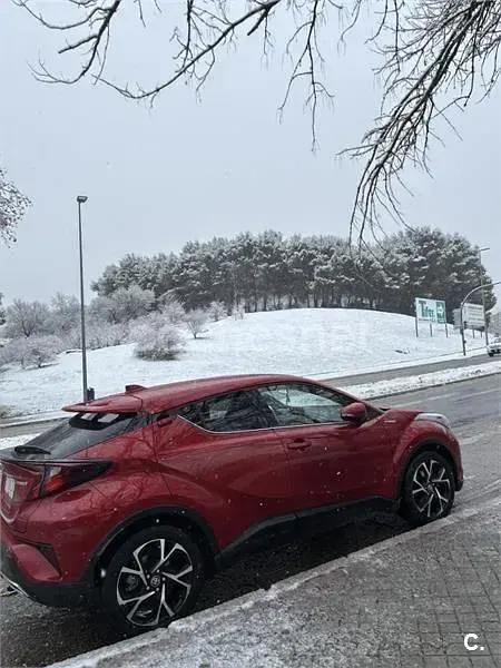 Usado Toyota C-HR Advance 184 CV (135 kW) 2022 Rojo SUV