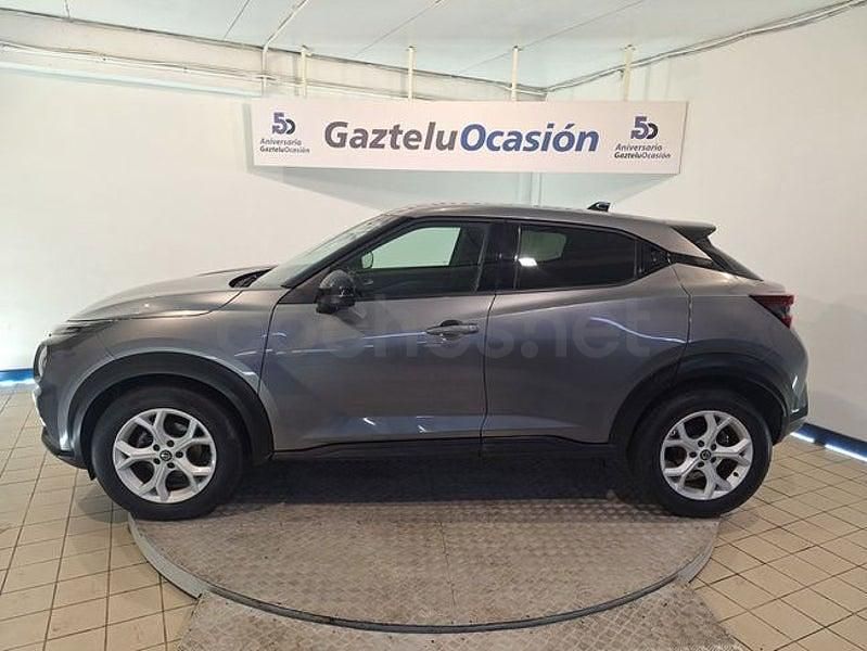Usado Nissan Juke N-Connecta 114 CV (83 kW) 2021 Gris / plata SUV