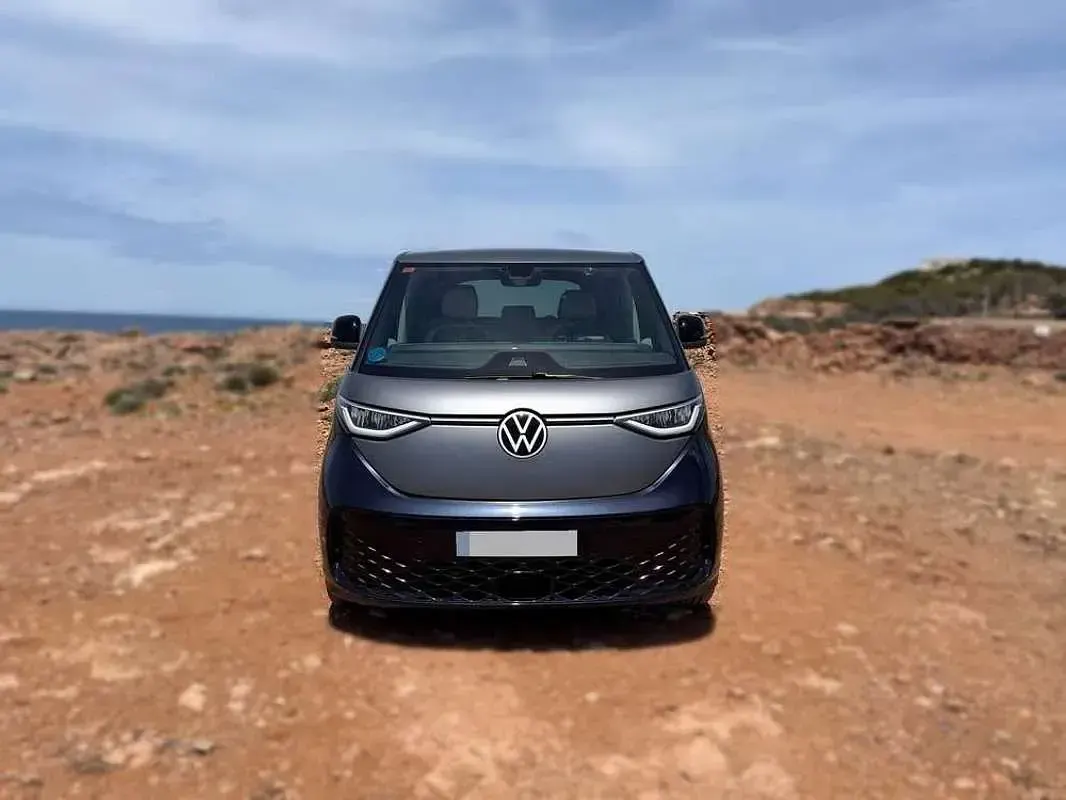 Usado VW ID. Buzz Pro 150 kW (204 CV) 2023 Gris Monovolumen