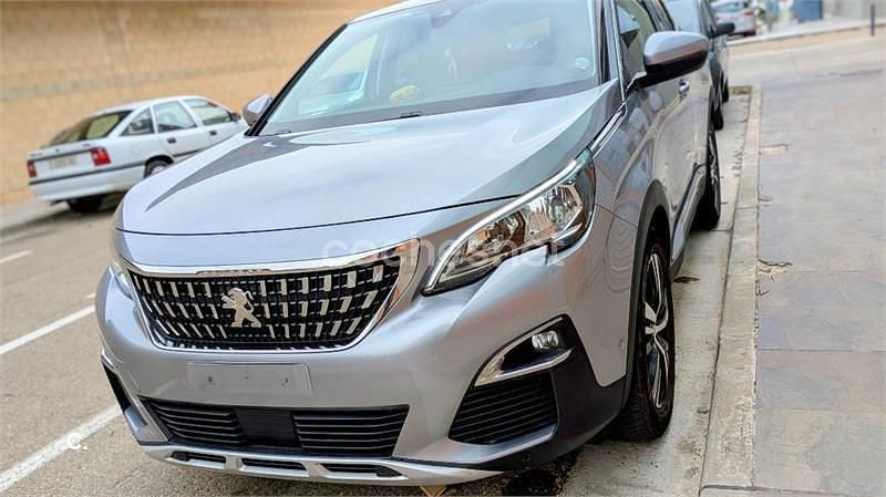 Gris / plata Usado 2017 Peugeot 3008 Allure SUV | 10.000 € (Super precio) - Imagen 1/4
