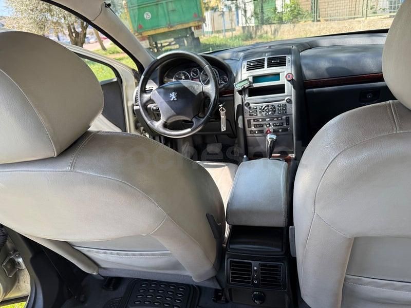 Usado Peugeot 407 Sport 136 CV (100 kW) 2007 Beige Berlina