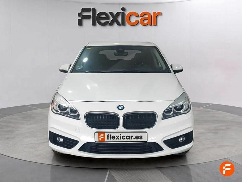 Usado BMW 218 150 CV (110 kW) 2018 Blanco Familiar
