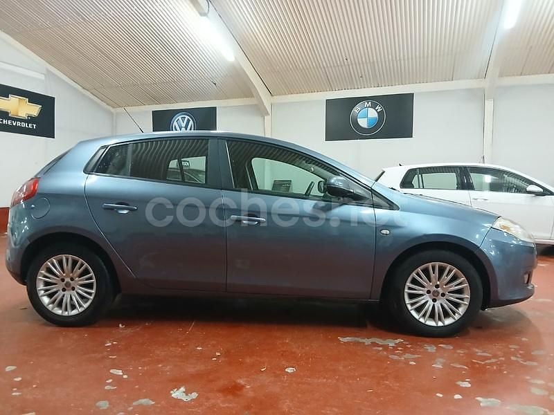 Usado Fiat Bravo Emotion 120 CV (88 kW) 2008 Azul Utilitario