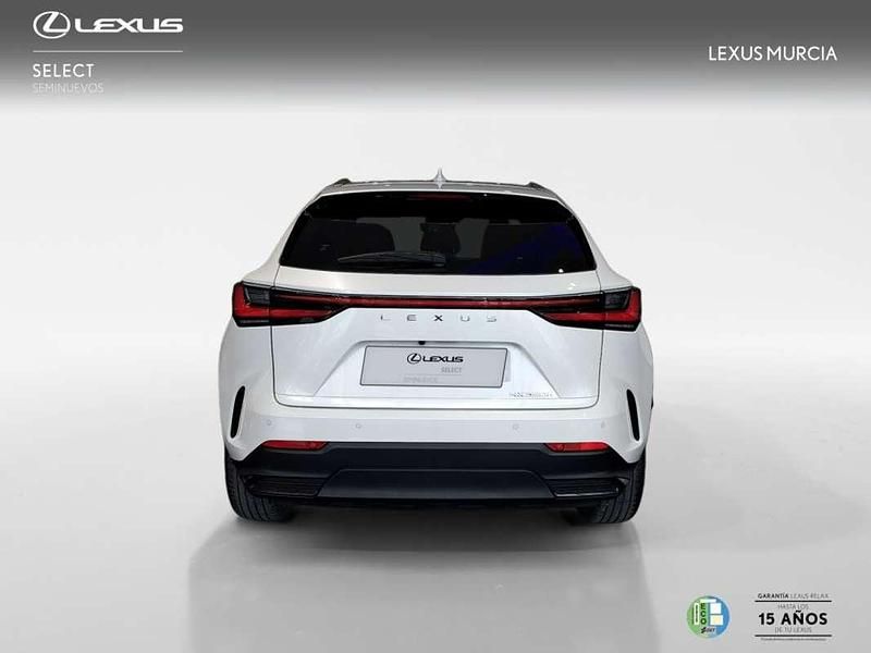 Usado Lexus NX350h Executive Line 197 CV (144 kW) 2022 Blanco SUV