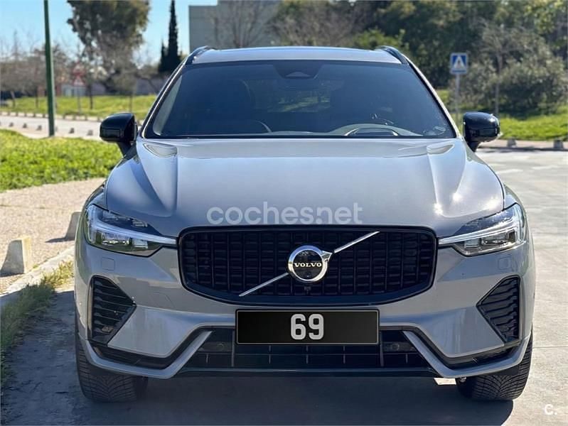 Usado Volvo XC60 455 CV (334 kW) 2023 Gris / plata SUV