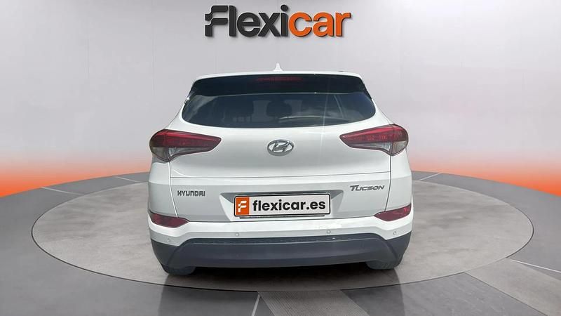 Usado Hyundai Tucson 116 CV (85 kW) 2018 Blanco SUV