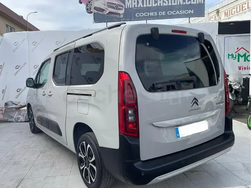 Usado Citroën Berlingo Shine 130 CV (95 kW) 2019 Beige Monovolumen