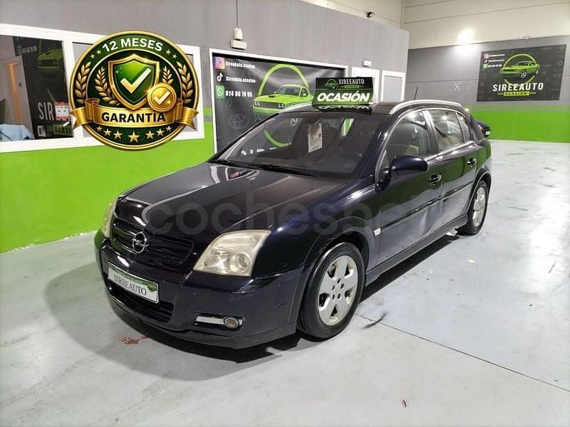 Usado Opel Signum 125 CV (91 kW) 2004 Azul Utilitario