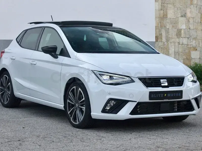 Usado Seat Ibiza FR 150 CV (110 kW) 2025 Blanco Utilitario
