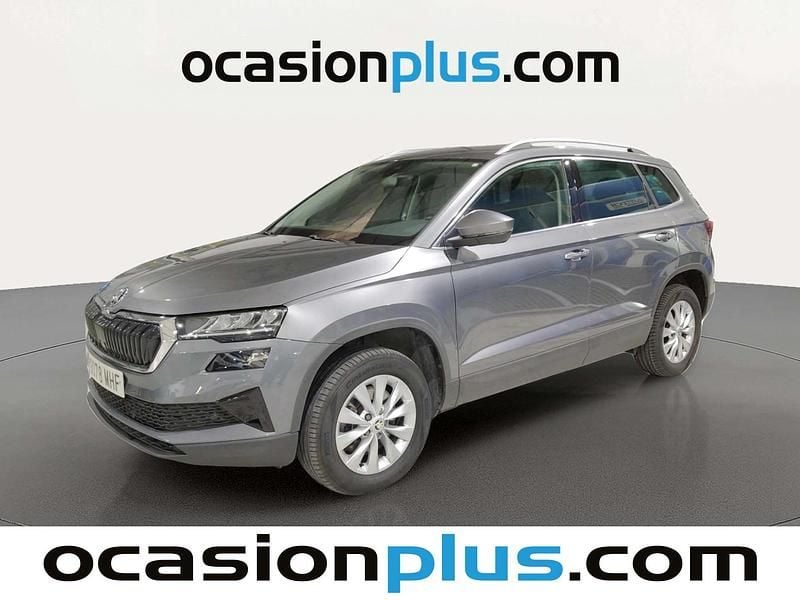 Gris Usado 2023 Skoda Karoq Ambition SUV | 19.991 € (Buen precio) - Imagen 1/4