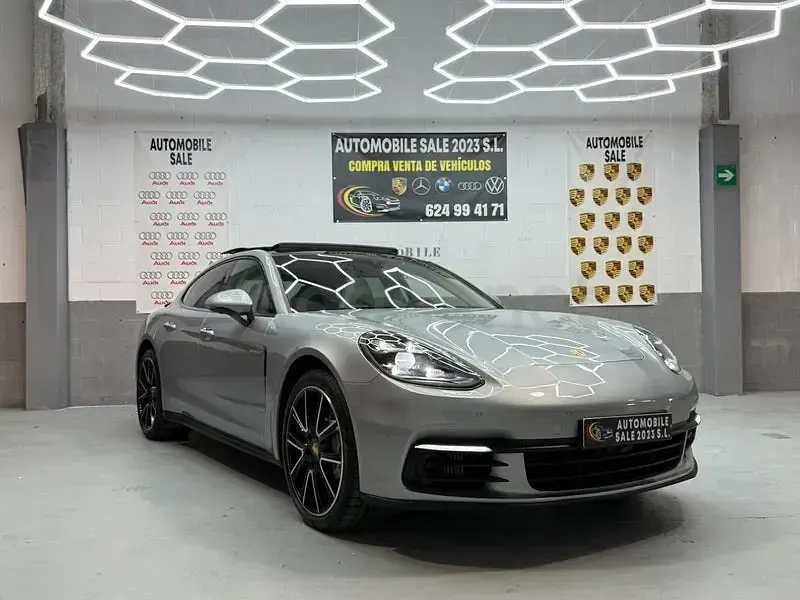 Usado Porsche Panamera 4 462 CV (339 kW) 2018 Gris / plata Berlina